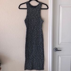 Ribbed bodycon midi dress